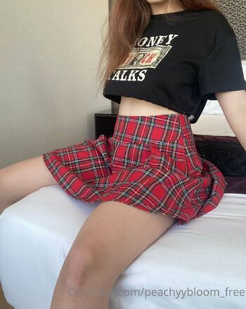 Peachyy Free / peachyybloom_free nude photo #16