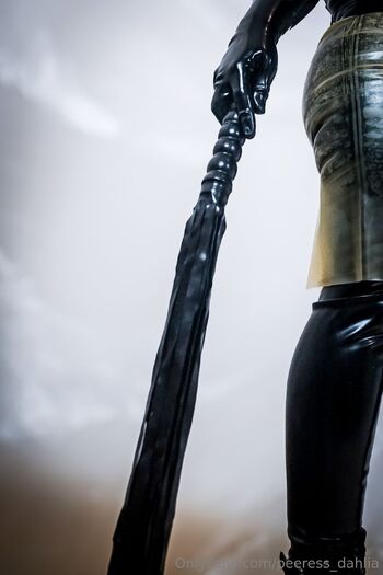 Peeress Dahli / peeress_dahlia nude photo #12