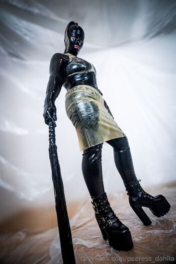 Peeress Dahli / peeress_dahlia nude photo #13