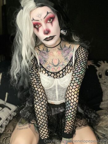 Penelope Peac / penelopepeach29 / penelope.peach29 nude photo #25