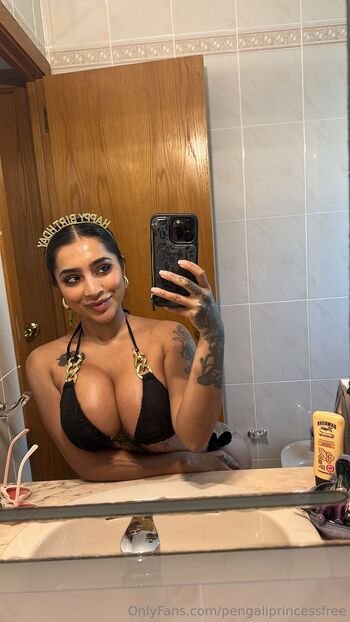 Yasmina Khan / pengaliprincessfree / yasmina__khanx / bengaligoddess / yasminakhanxoxo nude photo #18