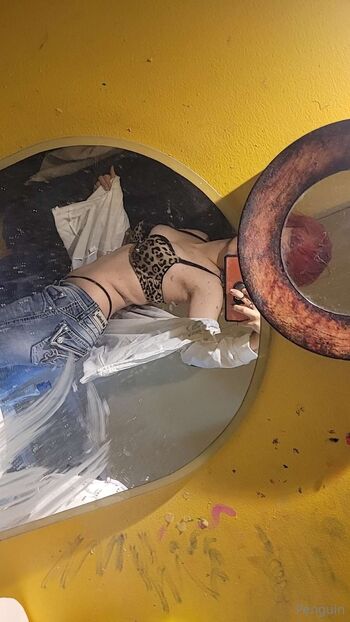 Penguin / penguin_effect nude photo #13