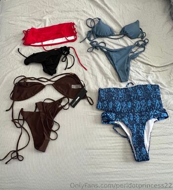 Peridot Princes / peridotprincess22 nude photo #2