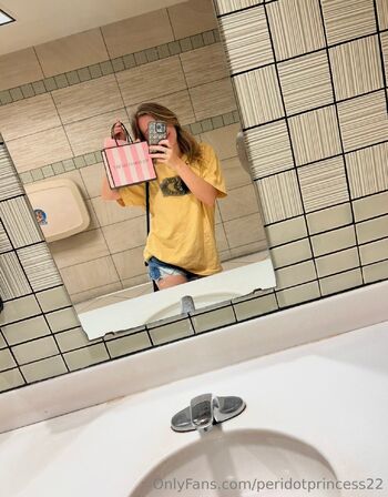 Peridot Princes / peridotprincess22 nude photo #15