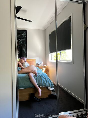 Persephon / persephone.honey nude photo #28