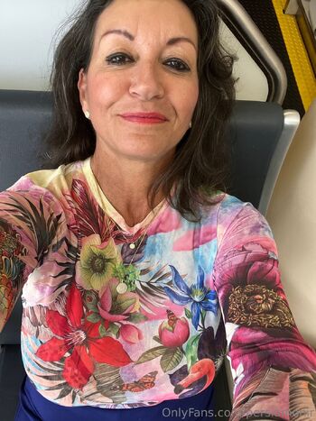 𝒫𝑒𝓇𝓈𝒾𝒶 𝑀𝑜𝓃𝒾 / persiamonir nude photo #11