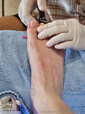 Tar / pesttechgirl.1 / dubwrecked23 nude photo #4