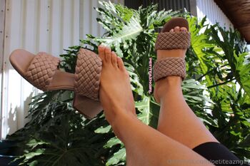 Mia / petiteazngirl / petiteazngirl7 nude photo #11