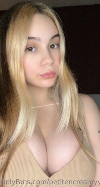 Corinna Camero / petitencreamyy / petitencreamy / corinnacameron nude photo #25