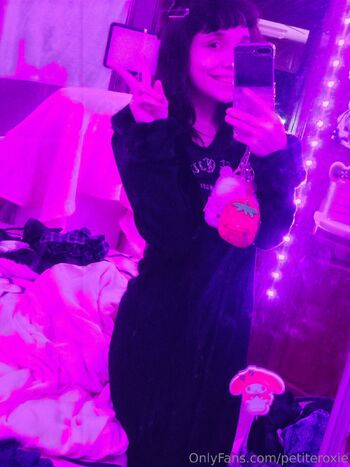 petiteroxi / petiteroxie nude photo #6