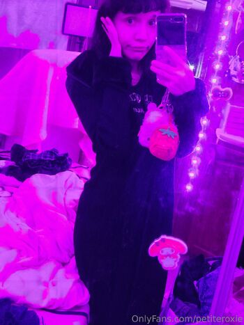 petiteroxi / petiteroxie nude photo #7