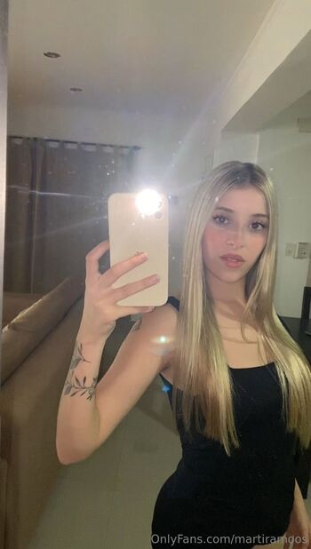 𝙈𝙄𝘼 / pettitemia nude photo #6