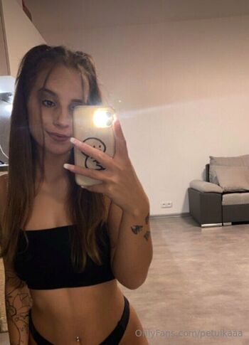 PEŤULA / petulkaaa nude photo #5