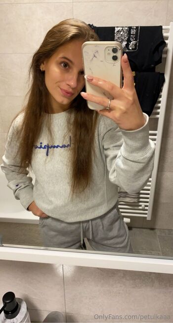PEŤULA / petulkaaa nude photo #8