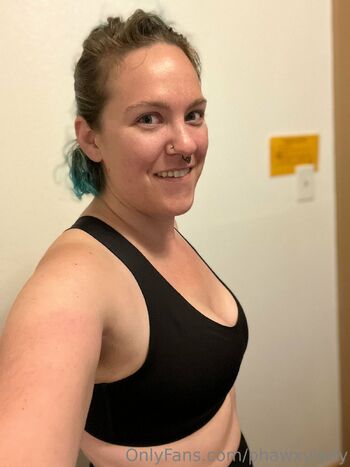 Phaw / phawxylady nude photo #15