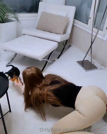 Pia Sarkkine / piasarkkinen nude photo #36