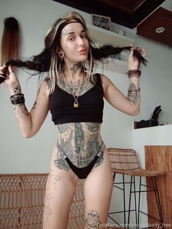 ADELLA / piercedbaby_free nude photo #18