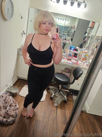 PiggyNukk / piggynukka nude photo #33