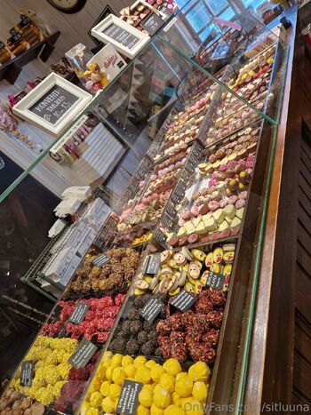 Shiili / pikkusiili nude photo #23