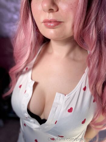 Frey / pink_freya_free nude photo #15