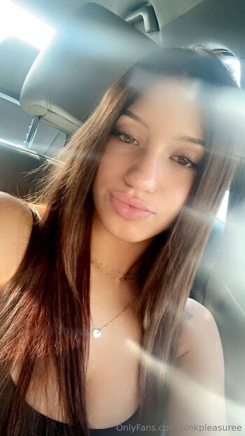 pinkngripp / pinkpleasuree nude photo #3