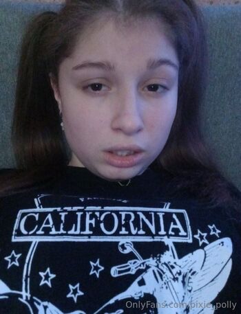 Polly / pixie_polly nude photo #16