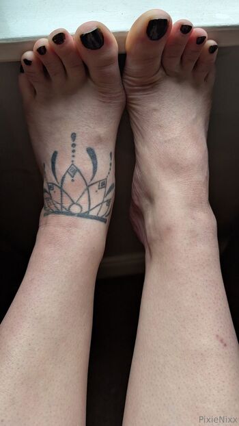 Pixie Nix / pixiefeetnixx / pixie.nixx / pixienixx_ / pixienixx nude photo #20