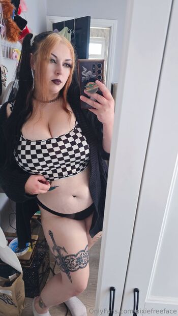 Pixie Cakeface Fre / pixiefreeface / pixiecakeface nude photo #18