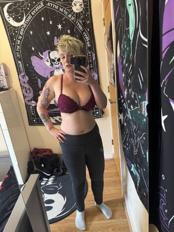 Pixie Skye 31ST JULY EXPLICIT ON FEE / pixiegirlcamxxx nude photo #20