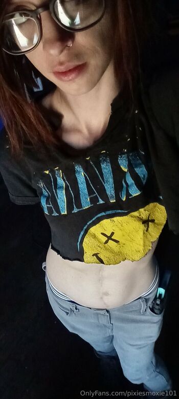 Fawn - pixiesmoxi / pixiesmoxie101 nude photo #10