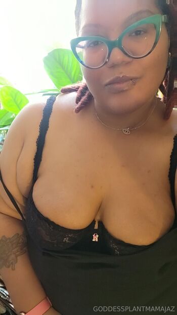 Ms. Designer Pussy / plantmamajaz nude photo #10