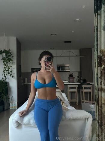 Cristiana Lov / playgirlcris nude photo #13