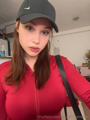 Penelopi / playwithpenelopi nude photo #8