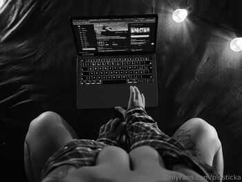 Plostick / plosticka nude photo #15