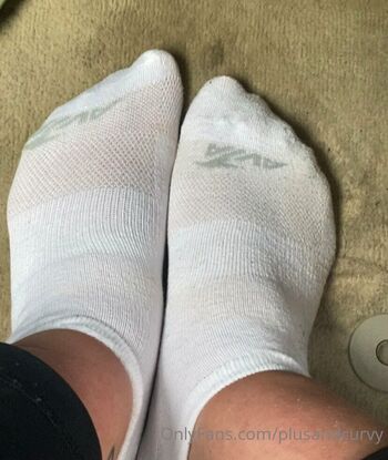 plusandcurvy nude photo #7