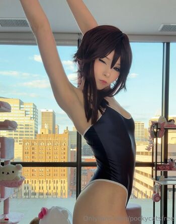 Menna / pockycatsfree nude photo #3