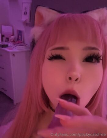 Menna / pockycatsfree nude photo #8