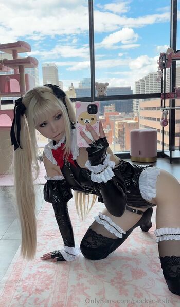 Menna / pockycatsfree nude photo #9