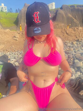 Yvie Velour / poisonyvieefree nude photo #5