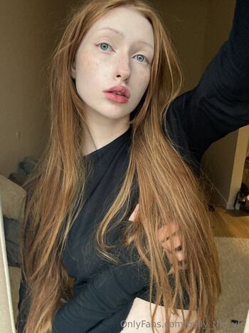 Polly / polly_the_vip nude photo #6