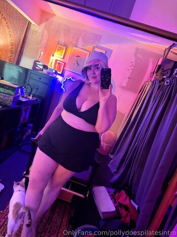 Poll / pollydoespilatesintro nude photo #5