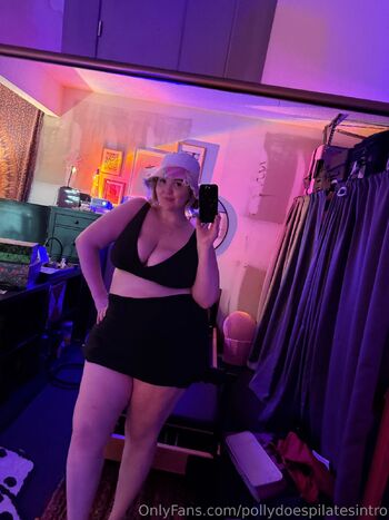 Poll / pollydoespilatesintro nude photo #6