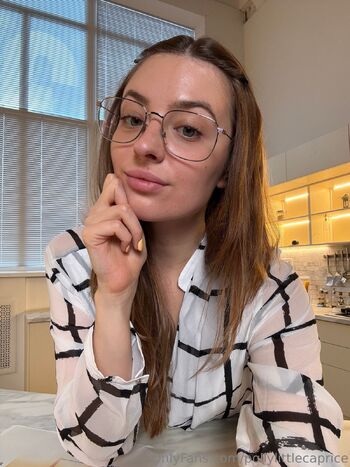 Little Poll / pollylittlecaprice nude photo #39