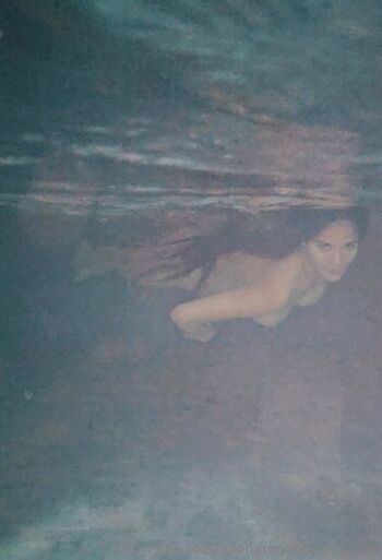 Poonam Pande / poonampandeytv nude photo #10