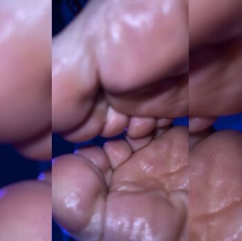 Poppy Plump Toe / poppyplumptoes nude photo #11