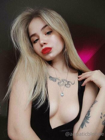 𝖕𝖔𝖗𝖈𝖊𝖑𝖆𝖎𝖓 𝖉𝖔𝖑𝖑 I love dick pics / porcelainblues nude photo #22