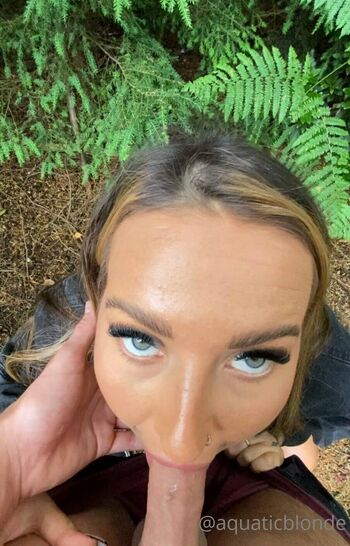 𝖕𝖔𝖗𝖈𝖊𝖑𝖆𝖎𝖓 𝖉𝖔𝖑𝖑 I love dick pics / porcelainblues nude photo #28