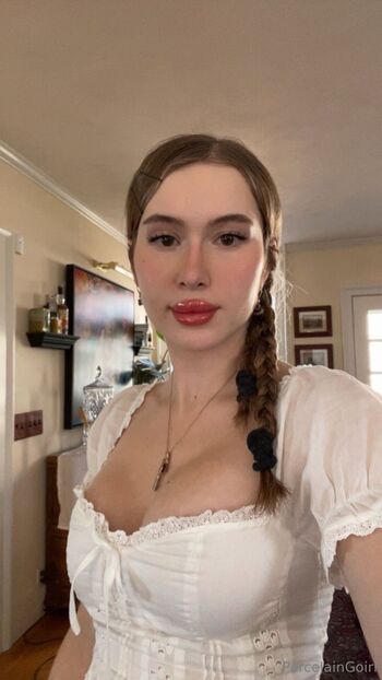 Rosealin / porcelaingoirl nude photo #43