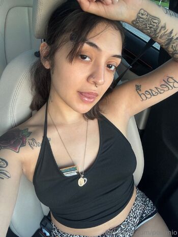 Nio / poshnio nude photo #2