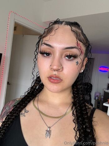 Nio / poshnio nude photo #7